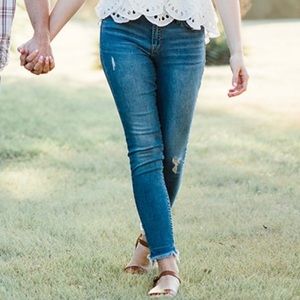 Lucky Brand Ava Skinny Jeans
